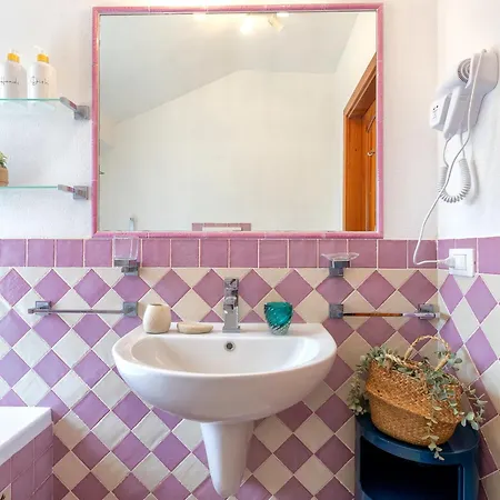 Lu Nibbaru Di Portobello By Interhome
