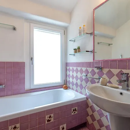 Σπίτι διακοπών Lu Nibbaru Di Portobello By Interhome