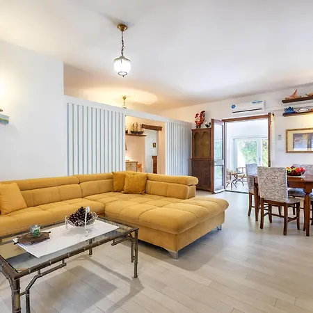 Σπίτι διακοπών Lu Nibbaru Di Portobello By Interhome *