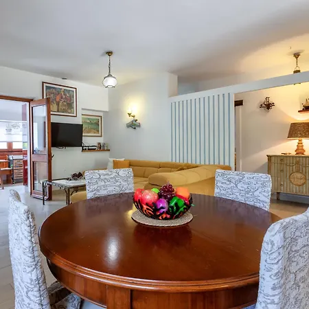 Lu Nibbaru Di Portobello By Interhome
