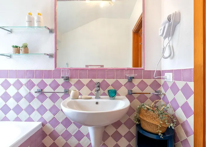 Lu Nibbaru Di Portobello By Interhome