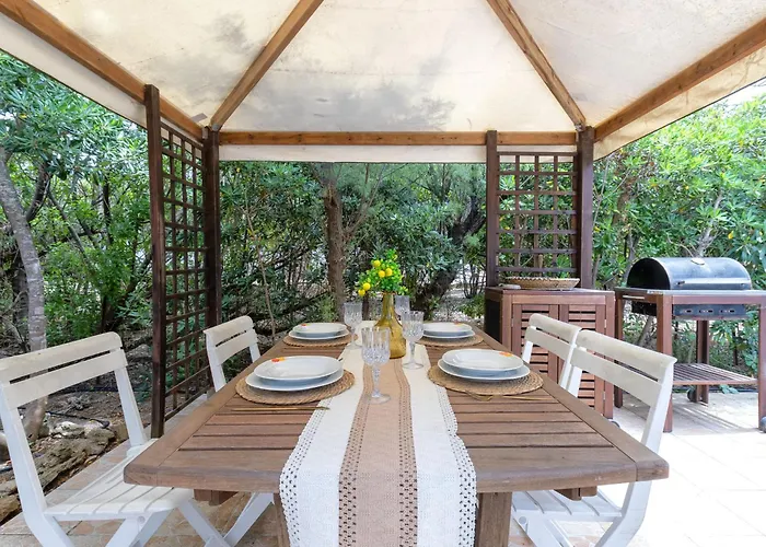 Casa de Férias Lu Nibbaru Di Portobello By Interhome *