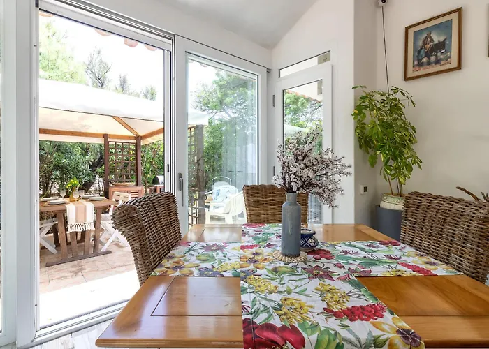 Lu Nibbaru Di Portobello By Interhome Casa de Férias